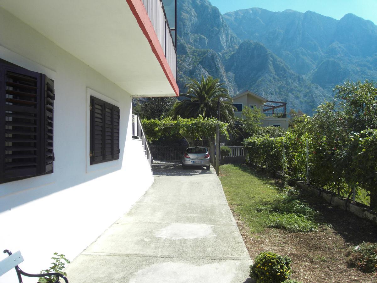 Apartment Ivana Kotor Exterior foto